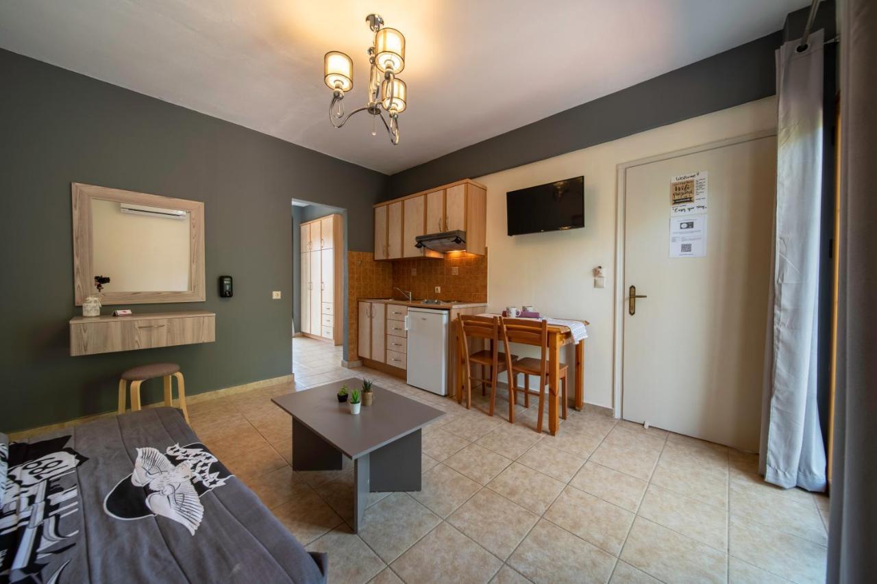 Helen'S Studios & Apartments Skala  ภายนอก รูปภาพ