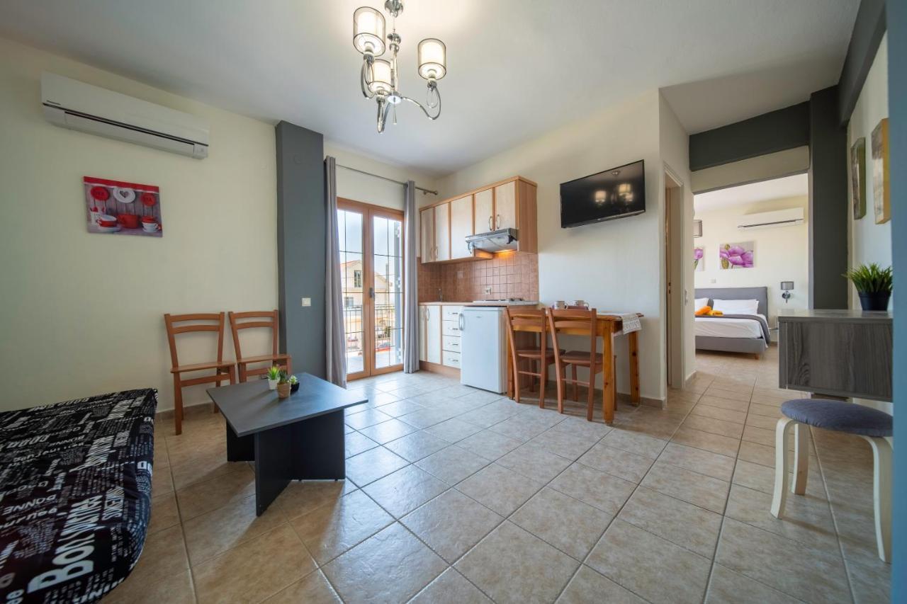 Helen'S Studios & Apartments Skala  ภายนอก รูปภาพ