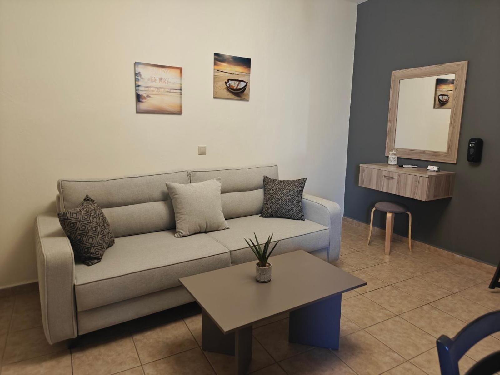 Helen'S Studios & Apartments Skala  ภายนอก รูปภาพ