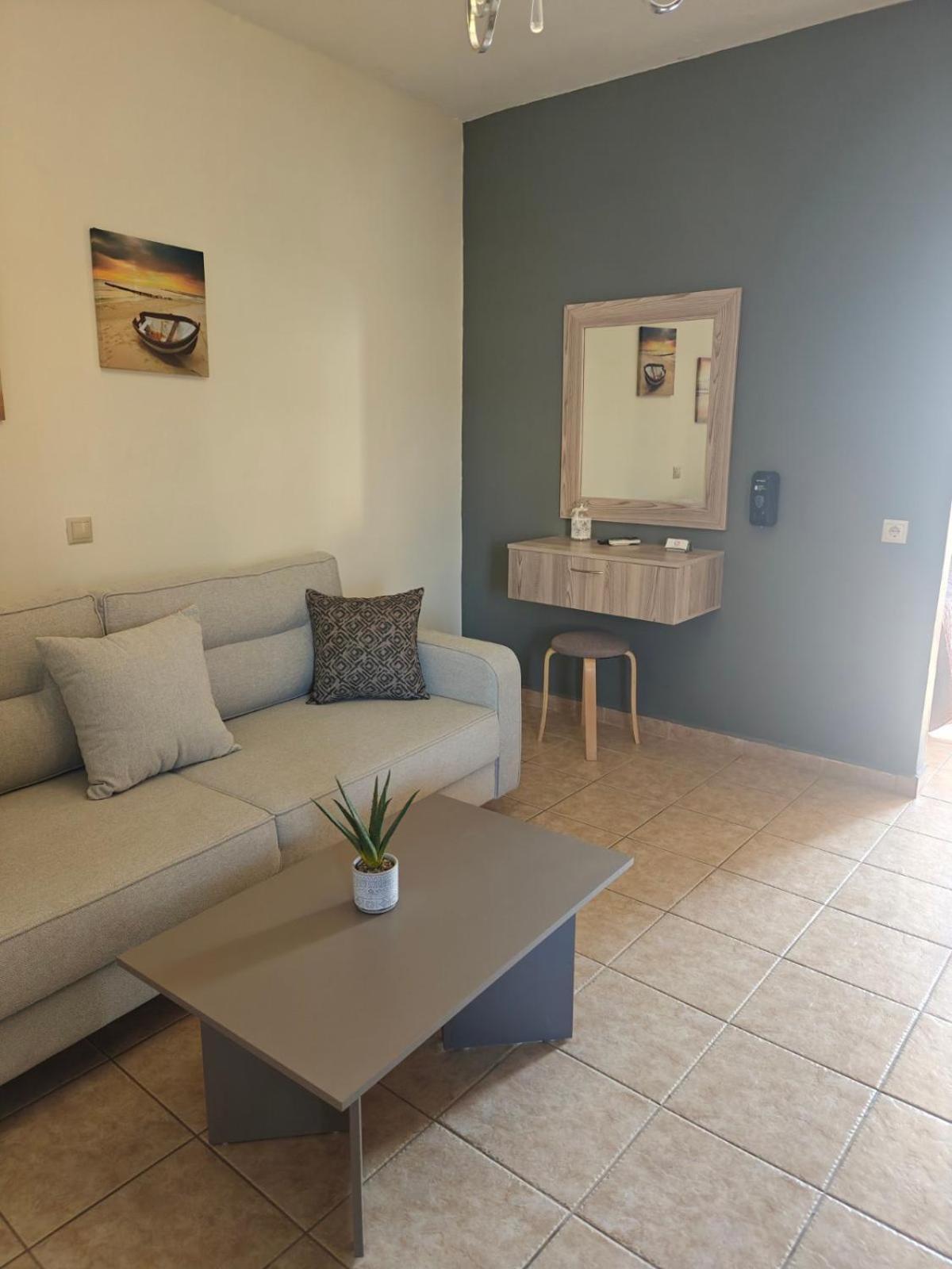 Helen'S Studios & Apartments Skala  ภายนอก รูปภาพ